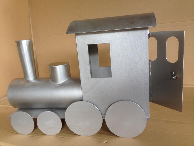 Briefkasten Modell „Lokomotive“